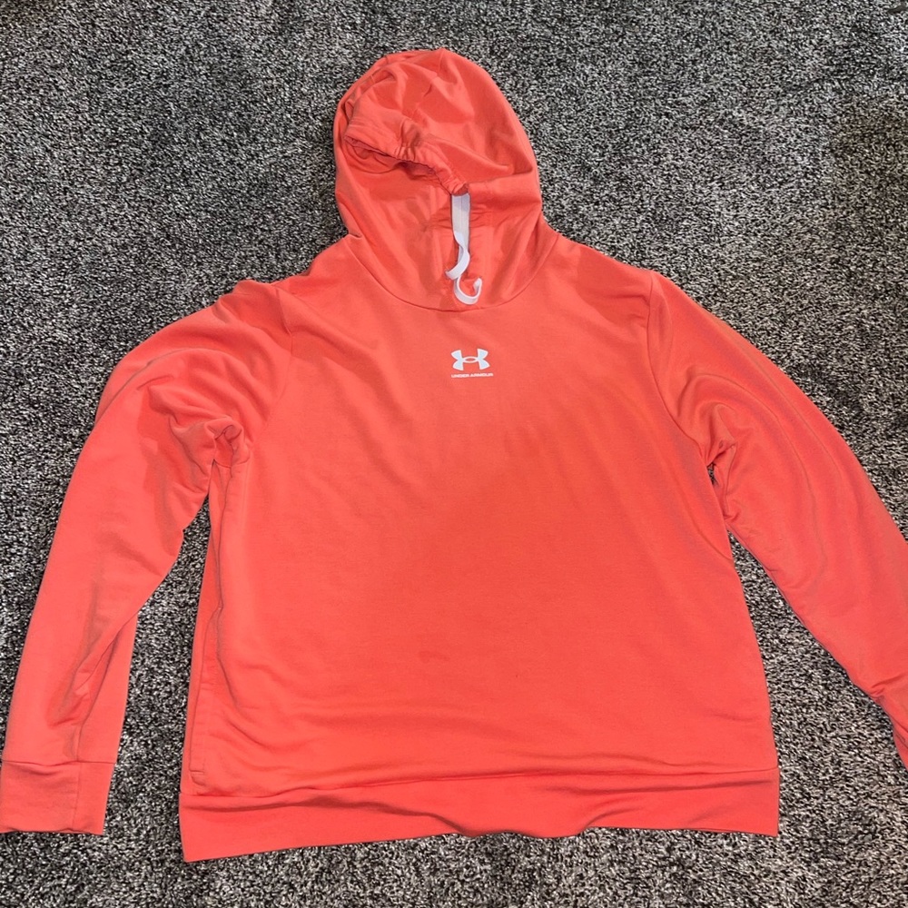 Under Armour large sweatshirt